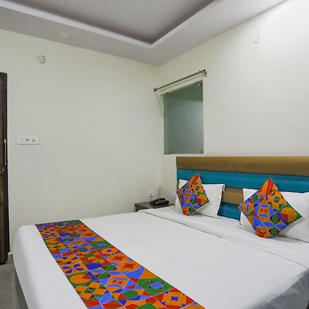 Fabhotel Sm Palace Chinhat Buitenkant foto