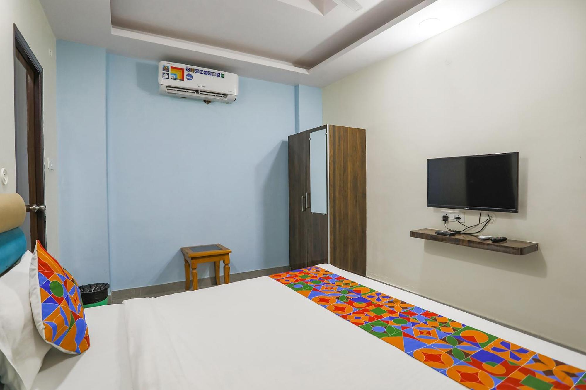 Fabhotel Sm Palace Chinhat Buitenkant foto