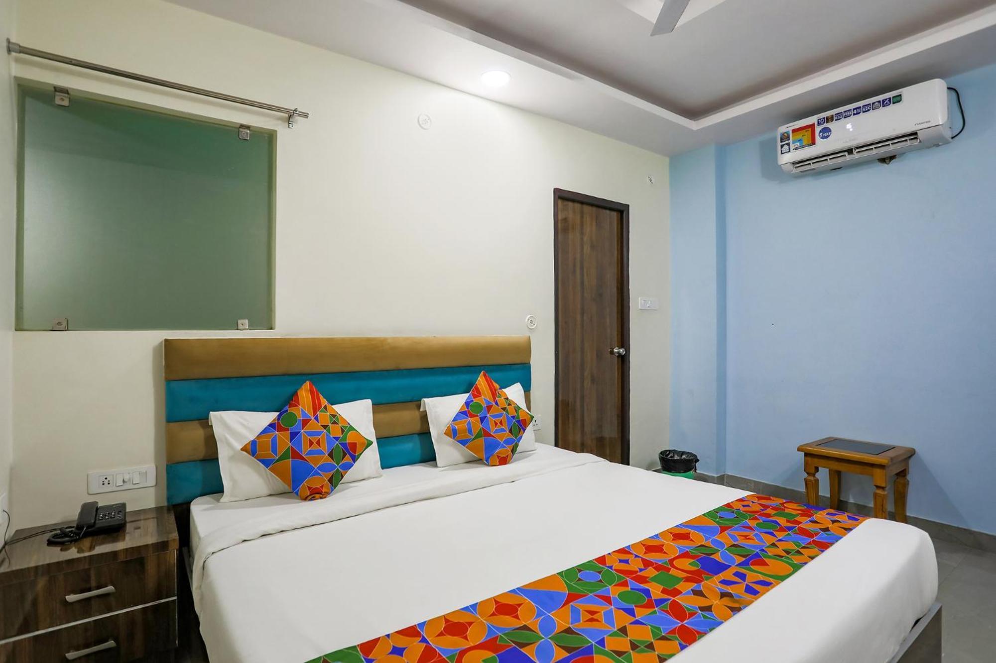 Fabhotel Sm Palace Chinhat Buitenkant foto