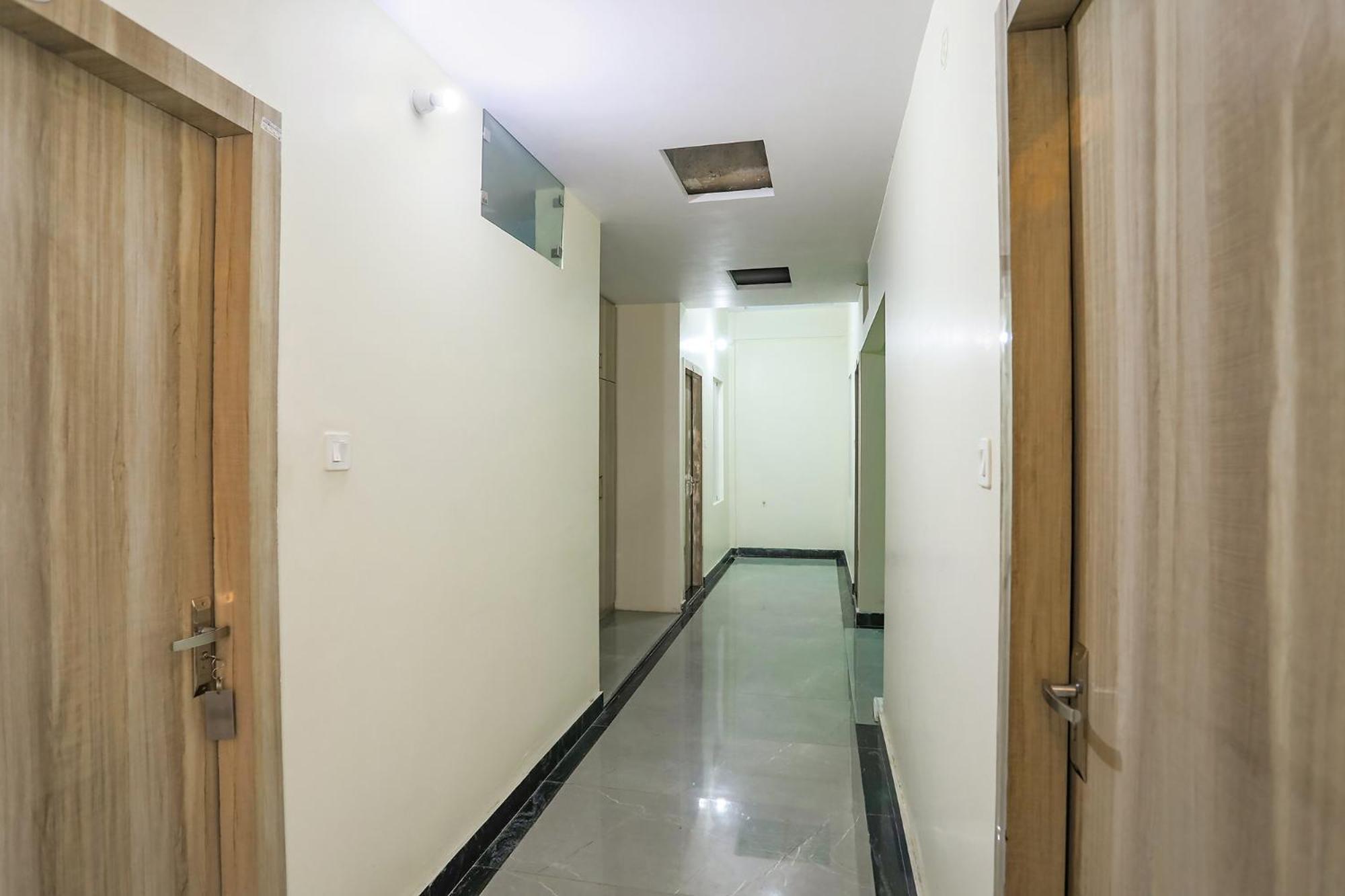 Fabhotel Sm Palace Chinhat Buitenkant foto